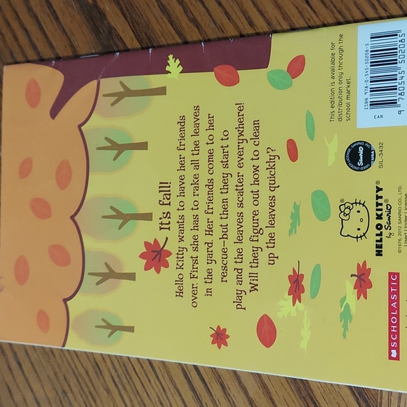 Bundle of Hello Kitty Books - Picture 6 of 11